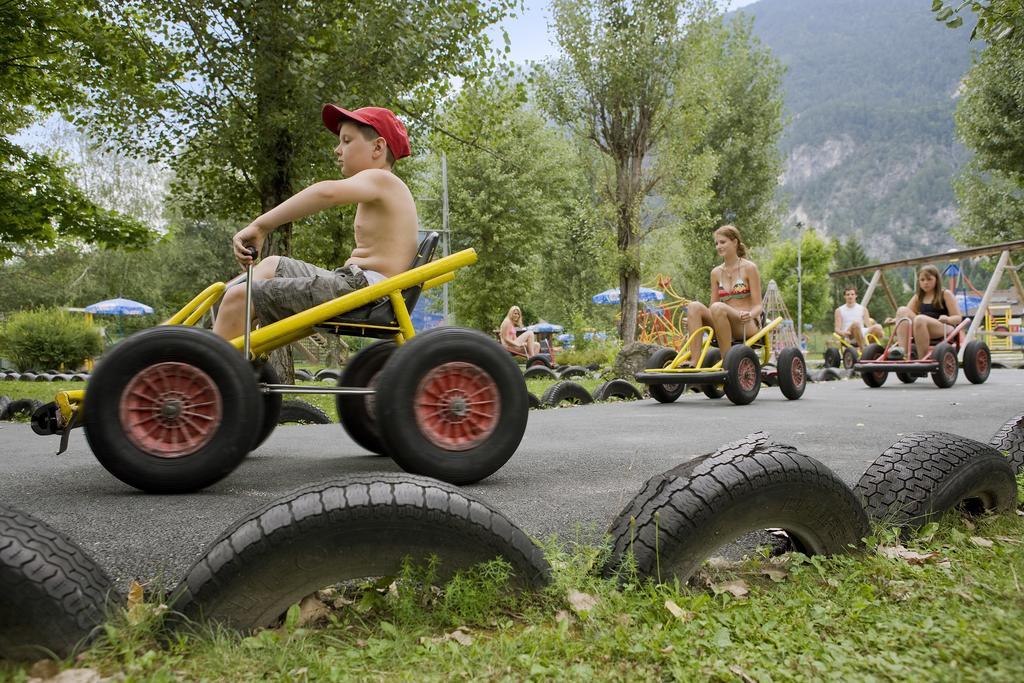 Haus Gohringer / Ferienwohnungen Hermagor-Pressegger See Luaran gambar